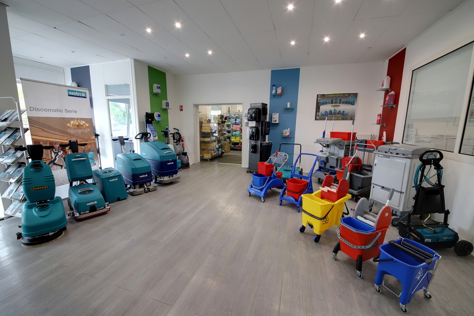 Showroom W&eacute;dis de mat&eacute;riel de nettoyage professionnel et produits d'hygi&egrave;ne pr&egrave;s de Nancy dans le Grand Est